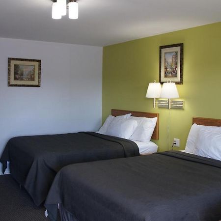 Robyn'S Motel Peterborough Εξωτερικό φωτογραφία