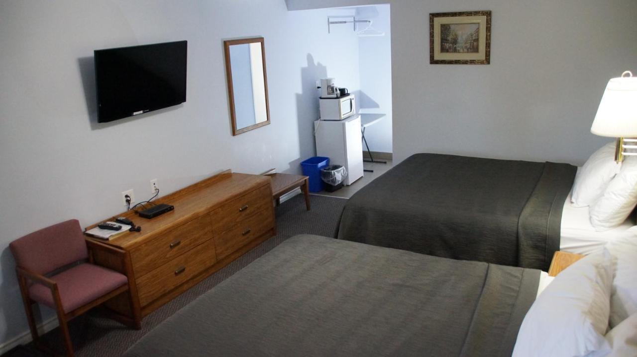 Robyn'S Motel Peterborough Εξωτερικό φωτογραφία